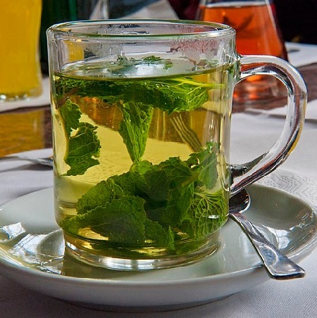 Kräutergarten auf dem Balkon