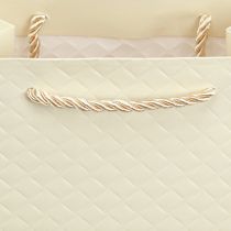 Artikel Geschenktasche Papier Geschenktüte Creme 18×10×23cm 1 St