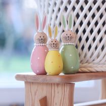 Artikel Hasen Deko Figuren in Pastell Holz Osterhasen mit Perlenkette 14,5×5cm 3St