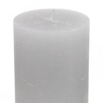 Artikel Stumpenkerzen durchgefärbt Hellgrau 70×100mm 4St