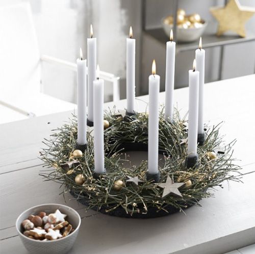 Artikel Steckschaum Ring mit Unterlage H5,5cm Ø32cm Schwarz 2 St