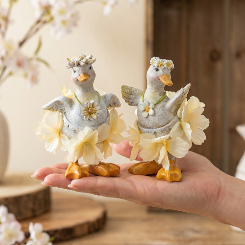 Artikel Deko Ente Figur im Blumenkleid Frühling Detailreiche Sommerdeko Accessoire 11cm 2St