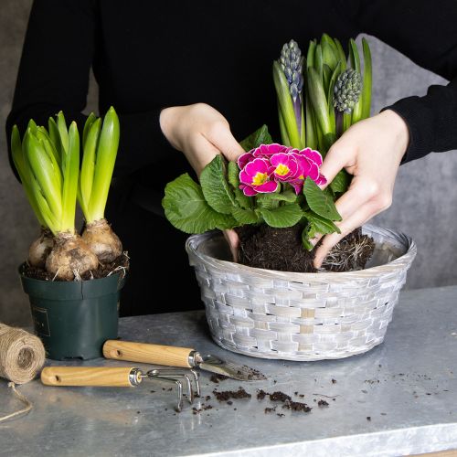 Artikel Geflochtener Korb als Stilvolle Blumendekoration im Wohnbereich Osterkorb 23cm 6St